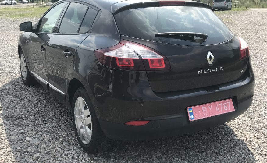Renault Megan Bose 2015