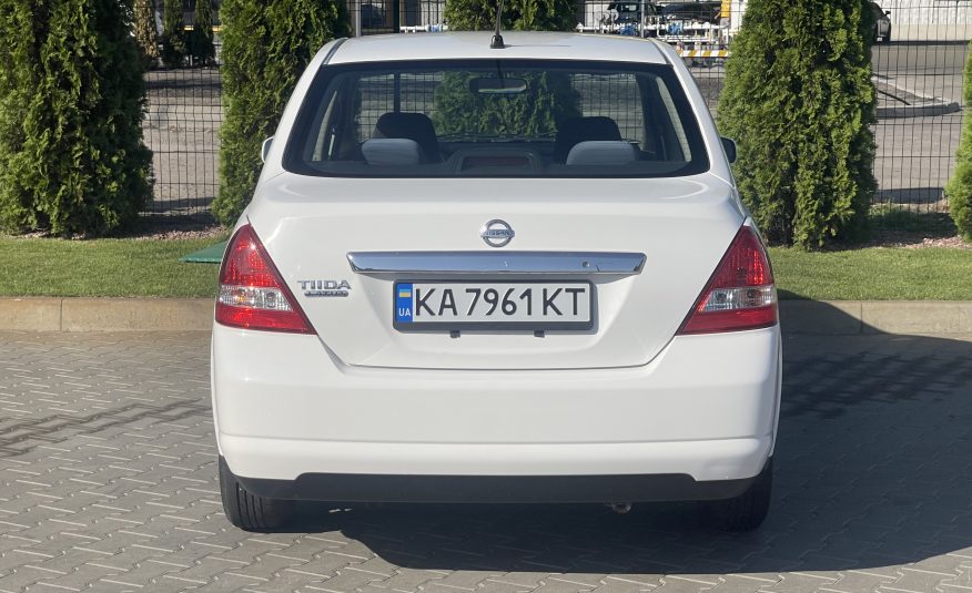 Nissan Tiida