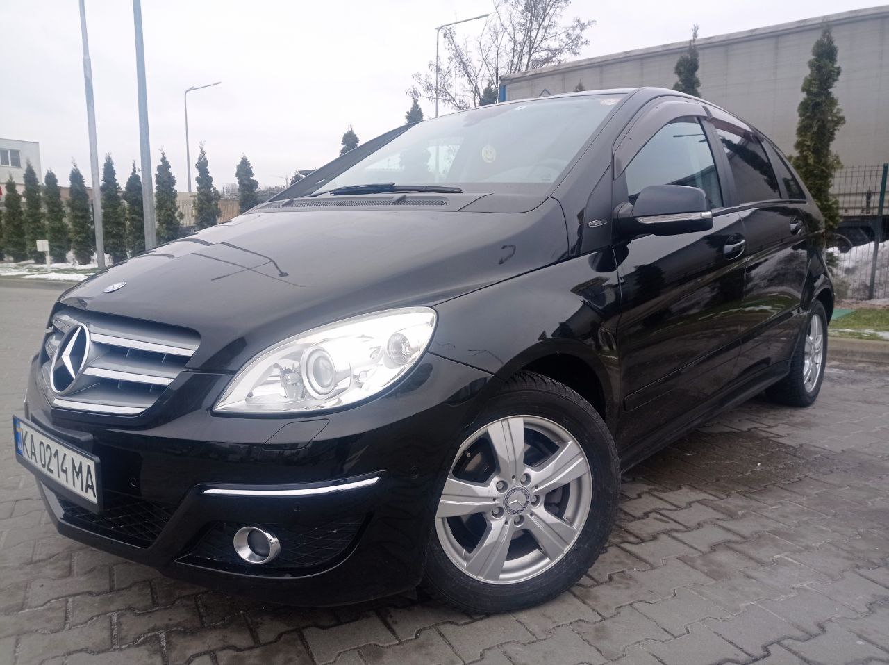 Mercedes-Benz B 180  INDIVIDUAL 2010