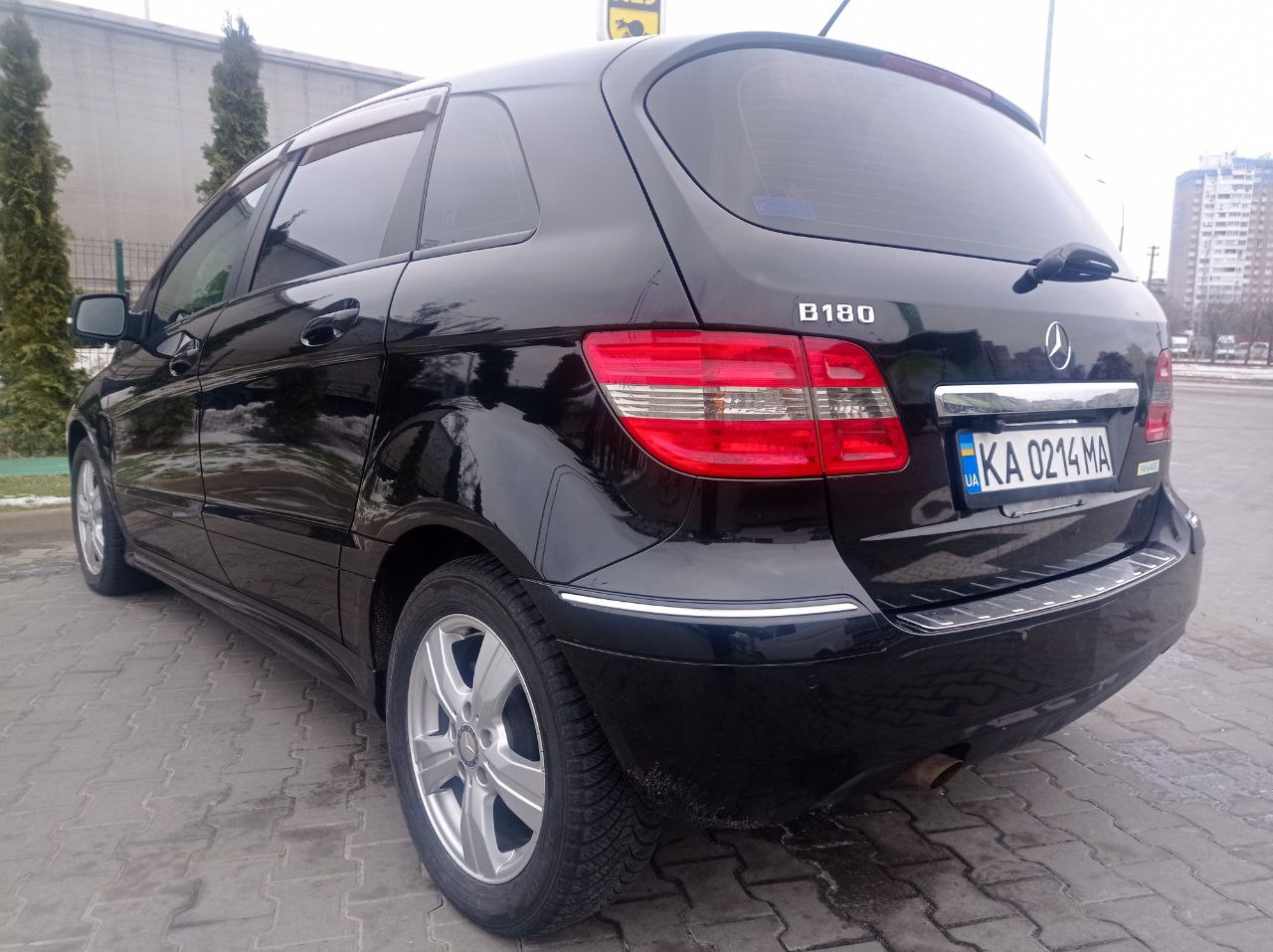 Mercedes-Benz B 180  INDIVIDUAL 2010