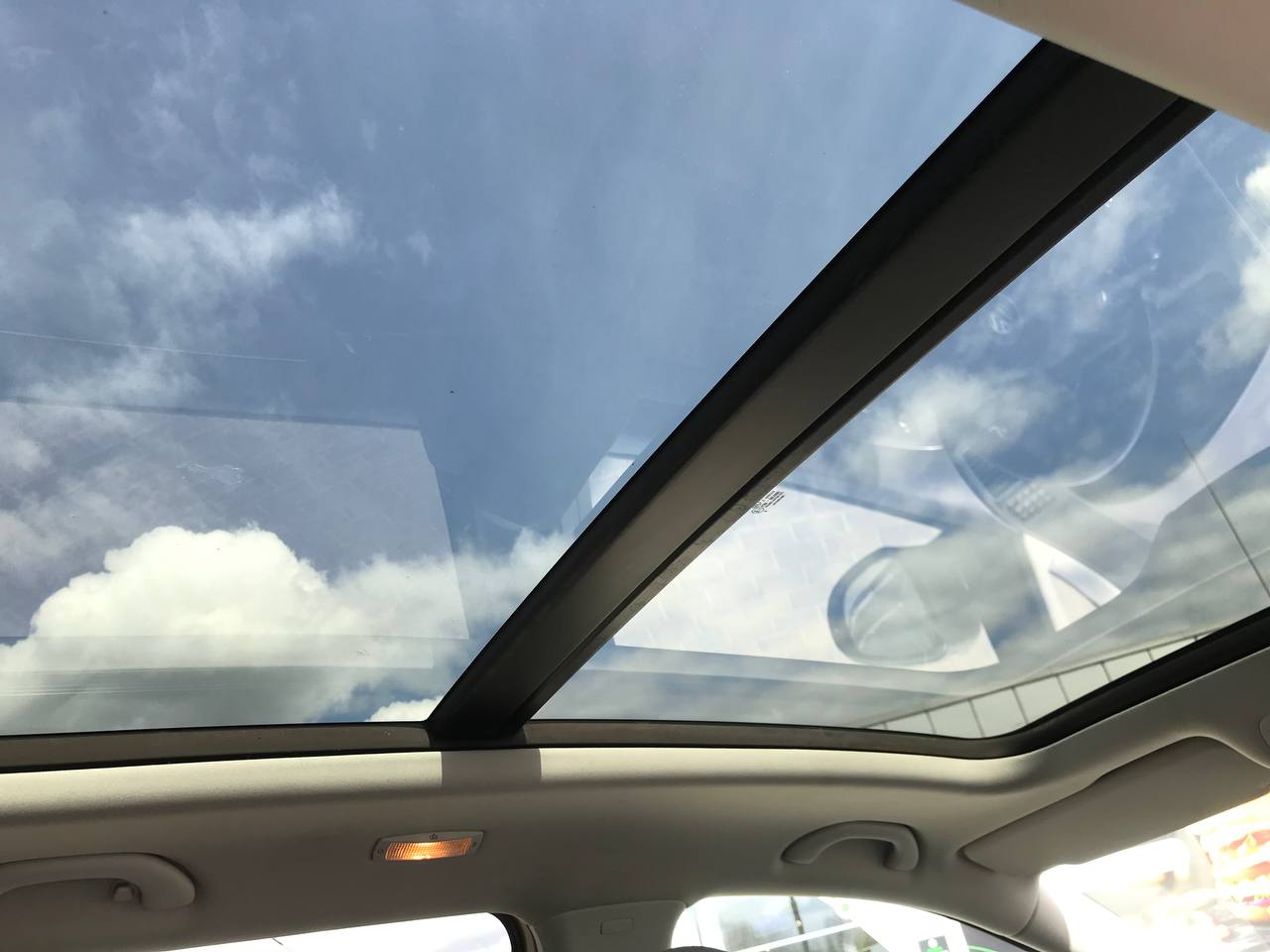 Volkswagen Touran 2012