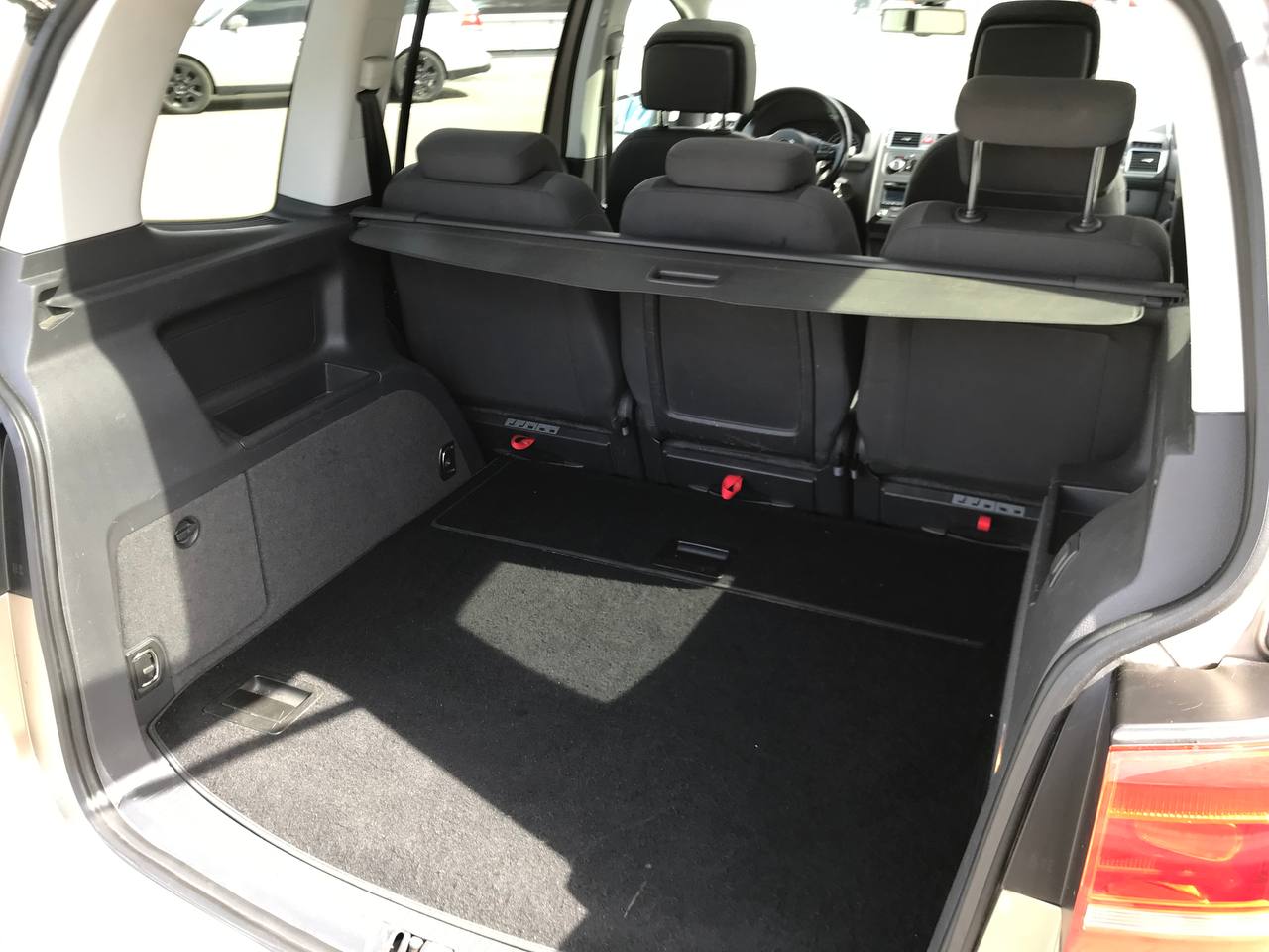 Volkswagen Touran 2012