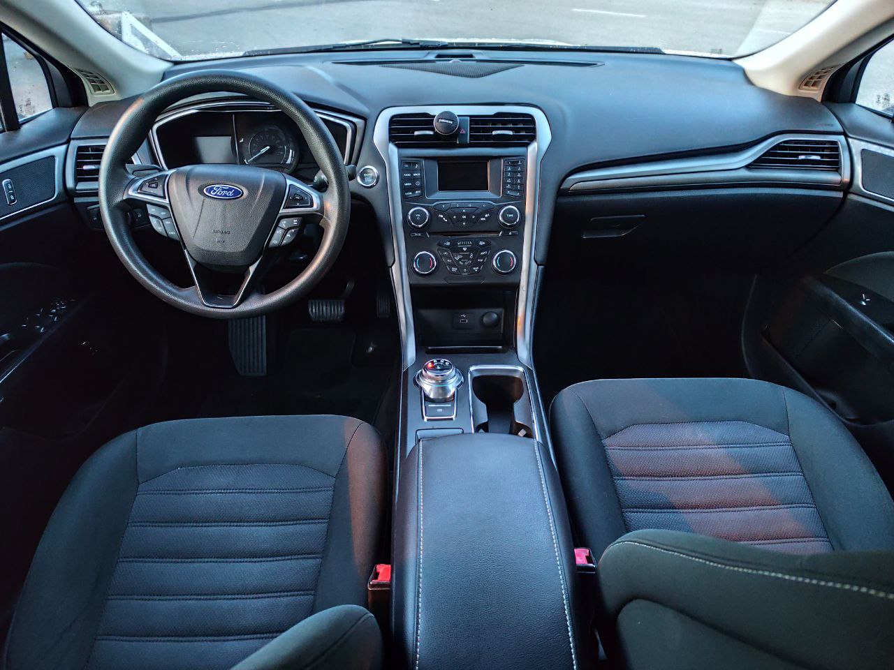 Ford Fusion Hybrid 2016