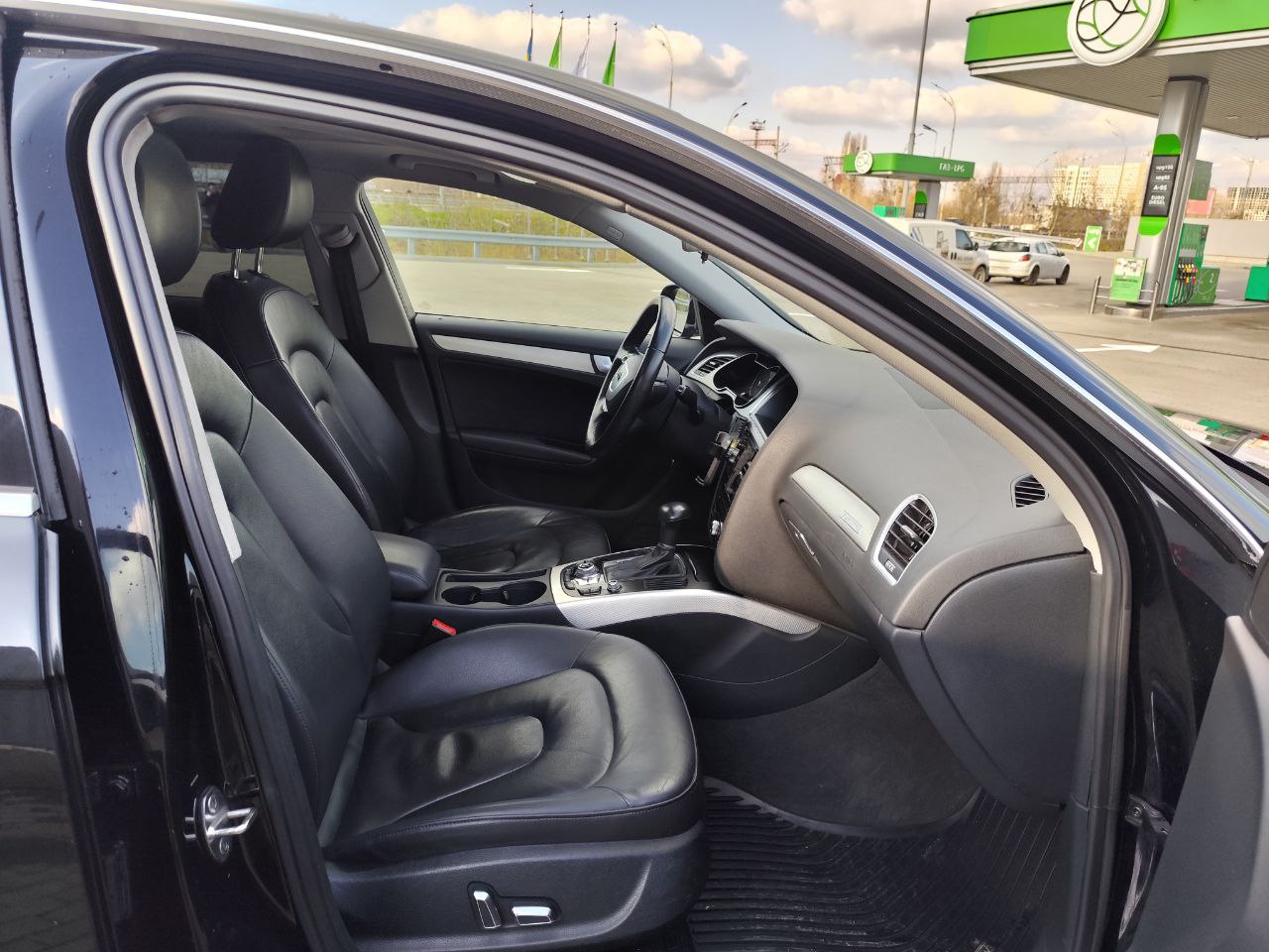 Audi A4 2013 2.0T AT (214 к.c.) Quattro