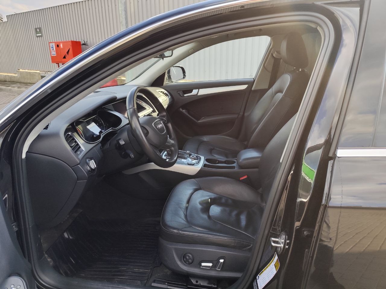 Audi A4 2013 2.0T AT (214 к.c.) Quattro