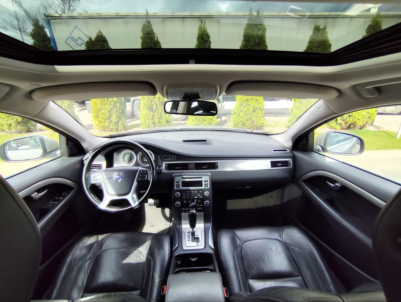 Volvo V70 2010  Momentum